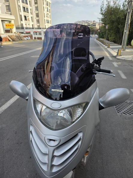 MOTOCAM Kymco Grand Dink Siperlik Ön Cam 2002-2008 Model 47cm Siyah Renkli 4mm - Resim 3