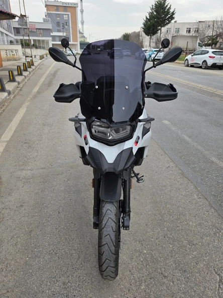 MOTOCAM Bmw F800 GS Siperlik Ön Cam 2023-2025 Model 44cm Siyah Renkli 4mm ürün görseli