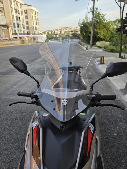 MOTOCAM Revolt RSX3 Siperlik Ön Cam 2022-2025 Model 54cm Şeffaf Renkli SPORTİF ürün görseli