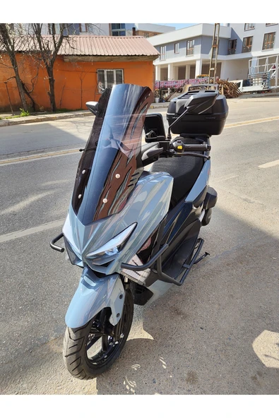 MOTOCAM Küba Chia 125 Siperlik Ön Cam 2023-2025 Model 65cm Siyah Renkli 4mm ORTA BOYLU CAM - 2