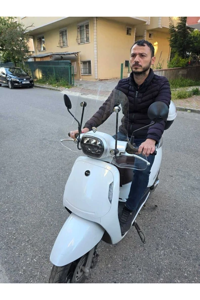 MOTOCAM RKS VPS 125 Siperlik Ön Cam 2022-2025 Model 42cm Şeffaf Renkli 4mm APARATSIZDIR - Resim 3