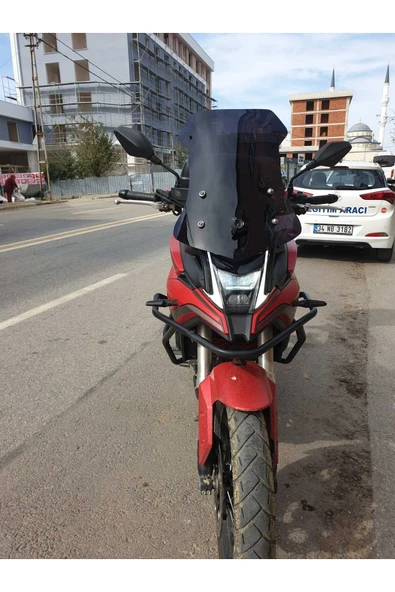 MOTOCAM Voge DS 500 Siperlik Ön Cam 2021-2025 Model 55cm Siyah Renkli 4mm ürün görseli