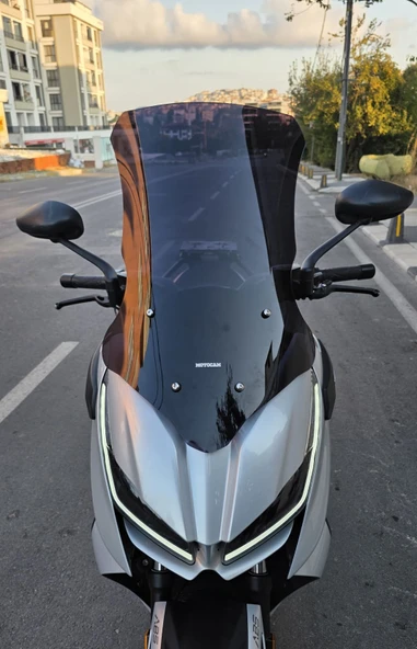 MOTOCAM RKS RZ 250 S Siperlik Ön Cam 2022-2025 Model 68cm Siyah Renkli 4mm UZUN CAM ürün görseli