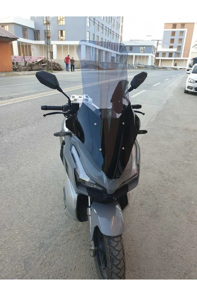 MOTOCAM RKS Veloce 150 Siperlik Ön Cam 2023-2025 Model 78cm Füme Renkli 4mm UZUN CAM ürün görseli