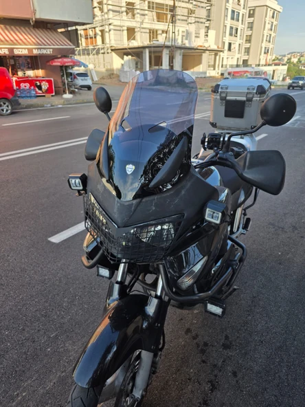 MOTOCAM Honda Varadero Mk.2 Mk.3 Siperlik Ön Cam 2004-2011 Model 48cm Füme Renkli 4mm - Resim 2