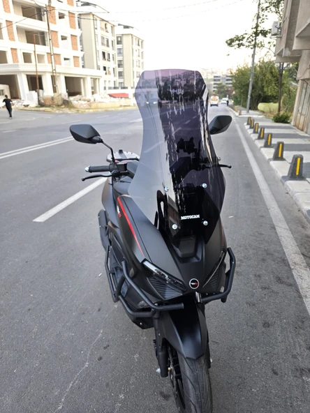 MOTOCAM RKS Lince 125 Siperlik Ön Cam 2021-2025 Model 75cm Siyah Renkli 4mm UZUN CAM - Resim 2