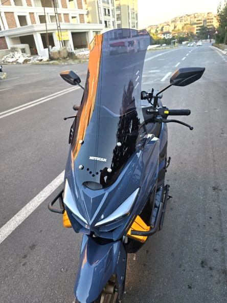 MOTOCAM Küba Newcity 125 Siperlik Ön Cam 2023-2025 Model 75cm Siyah Renkli 4mm UZUN CAM - Resim 3