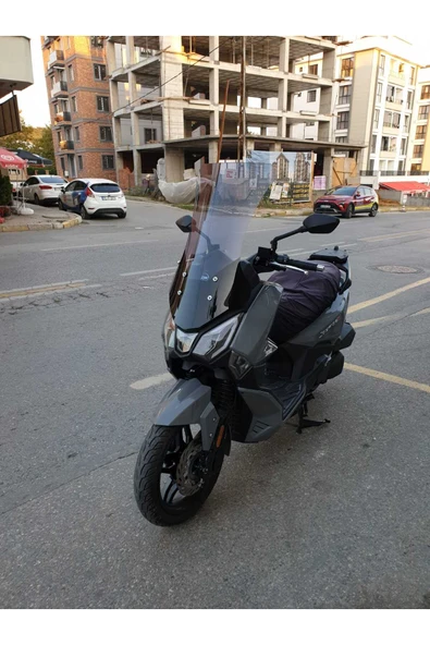 MOTOCAM SYM Joyride 300 Siperlik Ön Cam 2023-2025 Model 75cm Füme Renkli 4mm UZUN CAM - Resim 2