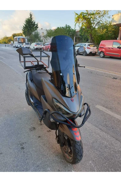 MOTOCAM RKS Newlight 125 Siperlik Ön Cam 2021-2022 Model 65cm Siyah Renkli 4mm PRO MODELE UYMAZ - Resim 2