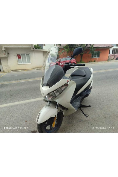MOTOCAM Suzuki Burgman 125 200 Siperlik Ön Cam 2002-2012 Model 54cm Şeffaf Renkli 4mm - Resim 3