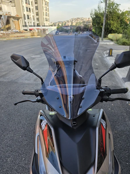 MOTOCAM Yamaha MiO Aerox Siperlik Ön Cam 54cm Füme Renkli 4mm ürün görseli