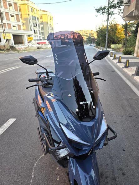 MOTOCAM Küba Newcity 125 Siperlik Ön Cam 2023-2025 Model 75cm Siyah Renkli 4mm UZUN CAM - Resim 2