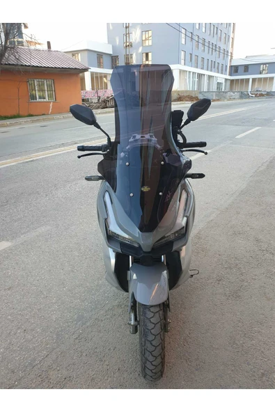 MOTOCAM RKS Veloce 150 Siperlik Ön Cam 2023-2025 Model 78cm Siyah Renkli 4mm UZUN CAM ürün görseli