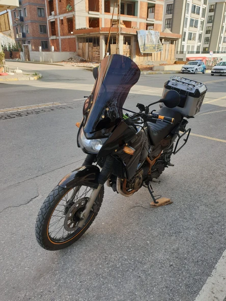 MOTOCAM Kawasaki KLE 500 Siperlik Ön Cam 2005-2008 Model 58cm Siyah Renkli 4mm UZUN CAM - 2