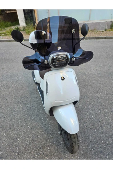 MOTOCAM RKS VPS 125 Siperlik Ön Cam 2022-2025 Model 42cm Siyah Renkli 4mm APARATSIZDIR - Resim 2