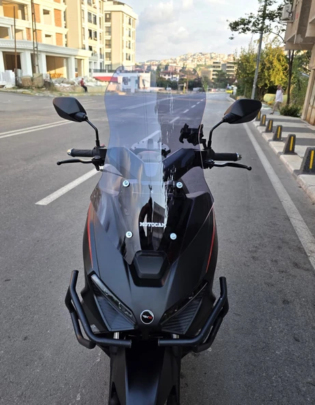 MOTOCAM RKS Lince 125 Siperlik Ön Cam 2021-2025 Model 55cm Füme Renkli 4mm KISA SPOR CAM ürün görseli