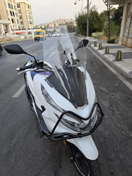 MOTOCAM Honda PCX Siperlik Ön Cam 2018-2020 Model 65cm Şeffaf Renkli 4mm ORTA BOYLU CAM - Resim 2