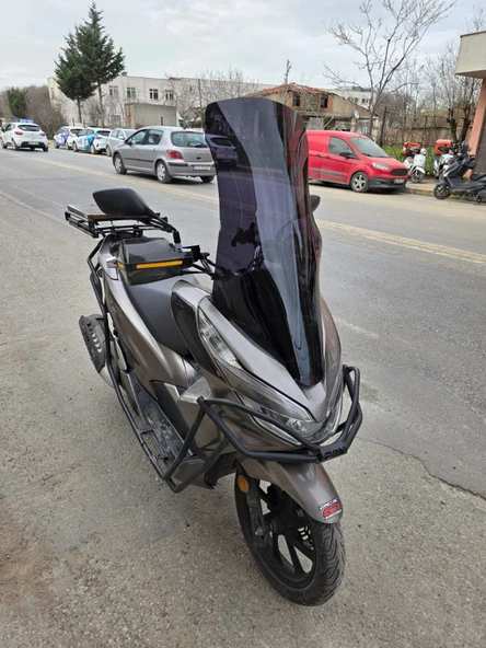 MOTOCAM Honda PCX Siperlik Ön Cam 2018-2020 Model 83cm Siyah Renkli 4mm UZUN CAM - Resim 2