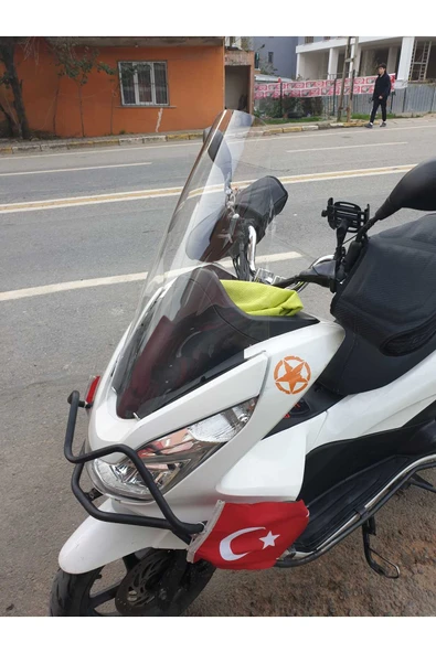 MOTOCAM Honda PCX Siperlik Ön Cam 2014-2017 Model 65cm Şeffaf Renkli 4mm ORTA BOYLU CAM - Resim 3