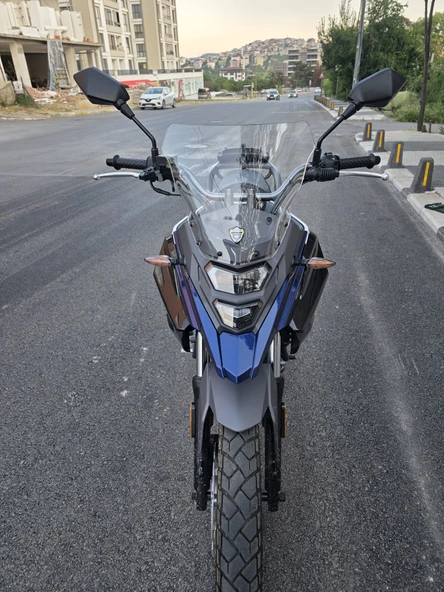 MOTOCAM SYM NHT 200 Siperlik Ön Cam 2023-2025 Model 30cm Şeffaf Renkli 4mm Spor Cam ürün görseli