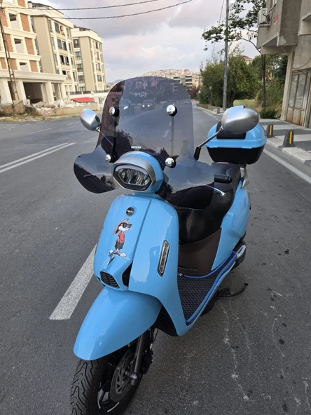 MOTOCAM RKS LT 50 PRO  Siperlik Ön Cam 2023 -2025 Model 45cm Siyah Renkli 4mm APARATSIZDIR - Resim 3