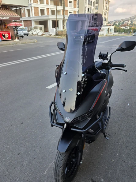 MOTOCAM RKS Lince 125 Siperlik Ön Cam 2021-2025 Model 78cm Siyah Renkli 4mm UZUN CAM - Resim 3