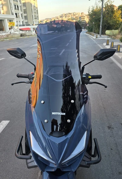 MOTOCAM Küba Newcity 125 Siperlik Ön Cam 2023-2025 Model 75cm Siyah Renkli 4mm UZUN CAM ürün görseli