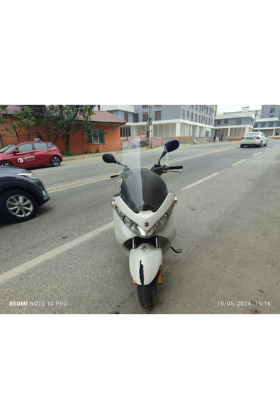MOTOCAM Suzuki Burgman UH 200 Siperlik Ön Cam 2006-2013 Model 61cm Şeffaf Renkli 4mm ORTA BOYLU CAM - Resim 3