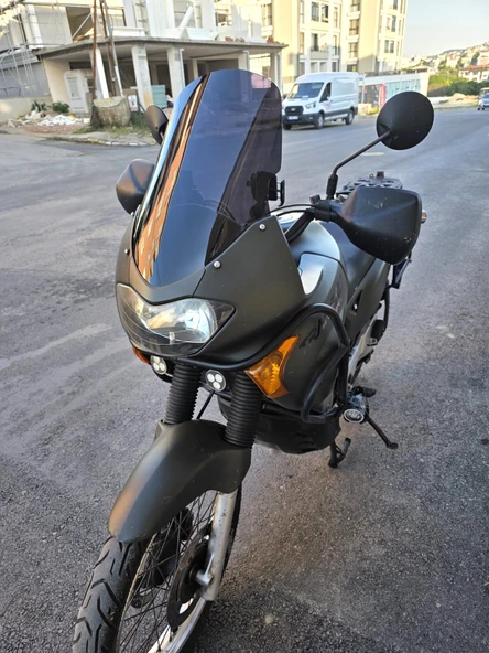 MOTOCAM Honda Transalp XL 650 Siperlik Ön Cam 2000-2008 Model 54cm Siyah Renkli 4mm - Resim 3