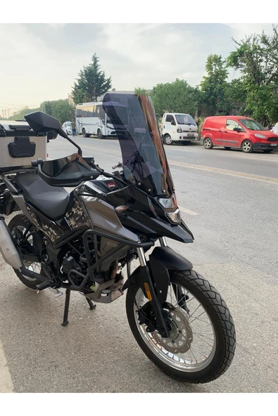 MOTOCAM SYM NHT 200 Siperlik Ön Cam 2023-2025 Model 50cm Siyah Renkli 4mm - Resim 3