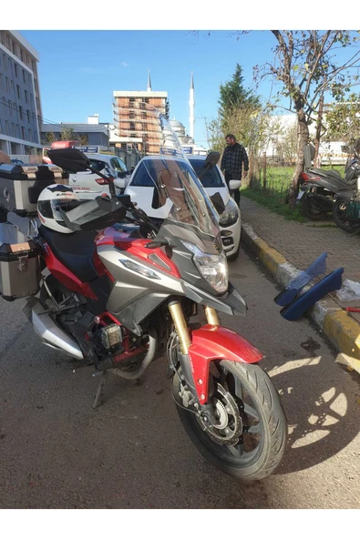 MOTOCAM RKS Trv 242 Siperlik Ön Cam 2021 Model 68cm Şeffaf Renkli 4mm - Resim 3