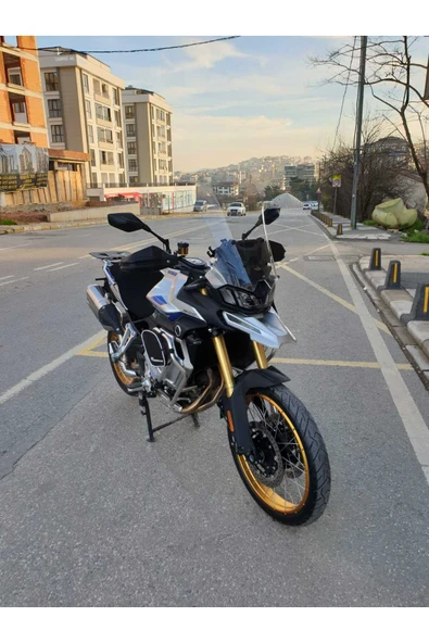 MOTOCAM Voge DSX 900 Siperlik Ön Cam 2025 Model 53cm Şeffaf Renkli 4mm - Resim 2