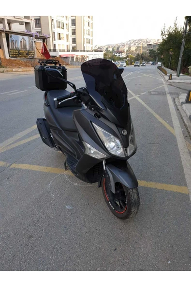 MOTOCAM SYM Joymax 250 İ Siperlik Ön Cam 2015-2016 Model 65cm Siyah Renkli 4mm APARATSIZDIR - Resim 2