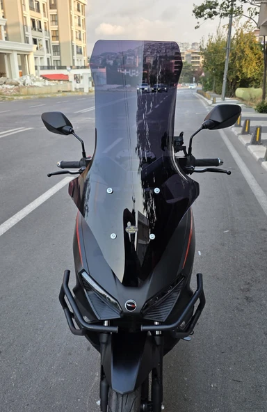 MOTOCAM RKS Lince 125 Siperlik Ön Cam 2021-2025 Model 78cm Siyah Renkli 4mm UZUN CAM ürün görseli
