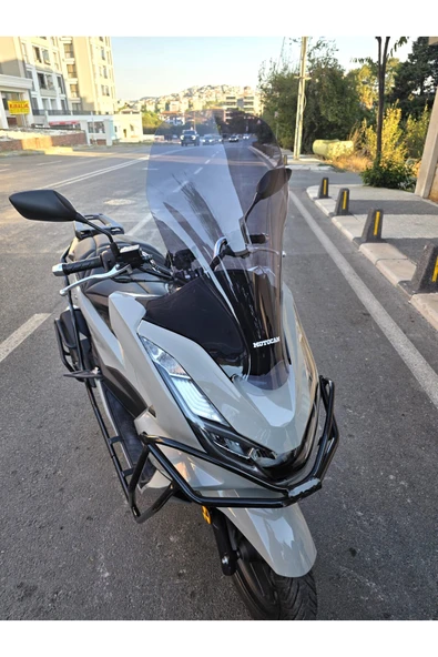 MOTOCAM Honda PCX Siperlik Ön Cam 2021-2024 Model 65cm Füme Renkli 4mm - Resim 2