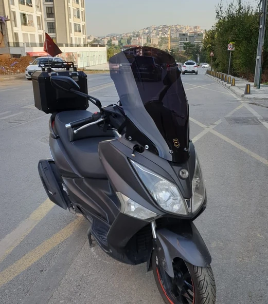 MOTOCAM SYM Joymax 250 İ Siperlik Ön Cam 2013-2016 Model 65cm siyah Renkli 4mm ORTA BOYLU - Resim 2