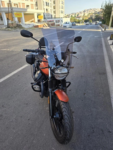 MOTOCAM Moto Guzzi V7 Stone Siperlik Ön Cam 2021-2023 Model 53cm Füme Renkli 4mm APARATSIZDIR - Resim 2