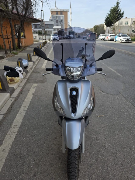MOTOCAM Piaggio Medley S 150 Ön Cam 2021-2025 Model 54cm Füme Renkli APARATSIZDIR ürün görseli