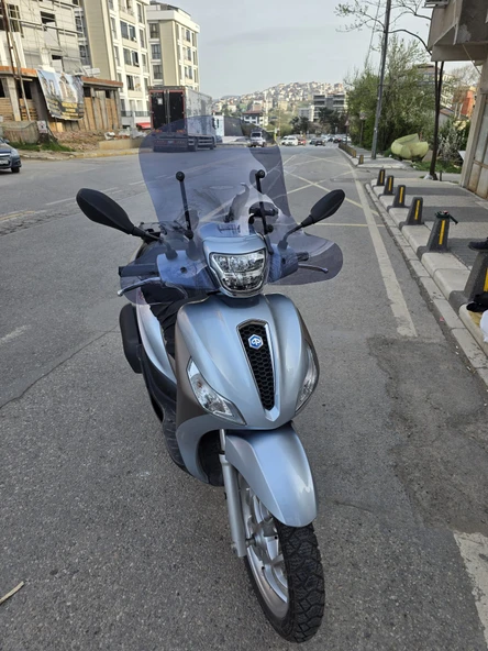 MOTOCAM Piaggio Medley S 150 Ön Cam 2021-2025 Model 56cm füme Renkli Elcikli APARATSIZDIR - Resim 2