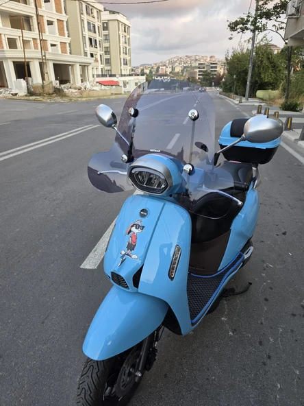 MOTOCAM RKS LTR 125 Siperlik Ön Cam 2023 -2025 Model 45cm Füme Renkli 4mm APARATSIZDIR - 3