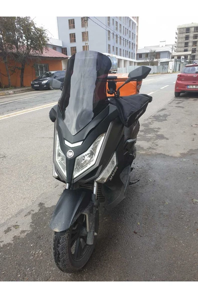 MOTOCAM Yuki T9 strom 125 Ön Cam 2021-2025 Model 62cm Siyah Renkli 4mm - Resim 2