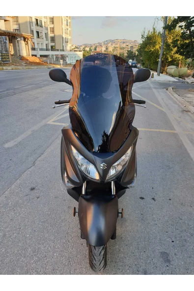 MOTOCAM Suzuki Burgman 125 200 Siperlik Ön Cam 2002-2012 Model 54cm siyah Renkli 4mm ürün görseli