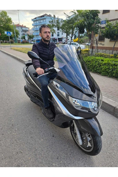 MOTOCAM Piaggio X10 Siperlik Ön Cam 2011-2017 Model 73cm Füme Renkli 4mm - Resim 2