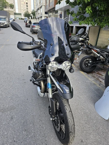 MOTOCAM Moto Guzzi V85 Siperlik Ön Cam 2019-2023 Model 58cm Siyah Renkli 4mm - Resim 3