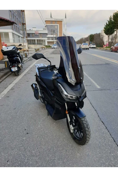 MOTOCAM Skyjet Rivero 125 Siperlik Ön Cam 2025 Model 57cm Siyah Renkli 4mm KISA SPOR CAM - Resim 2