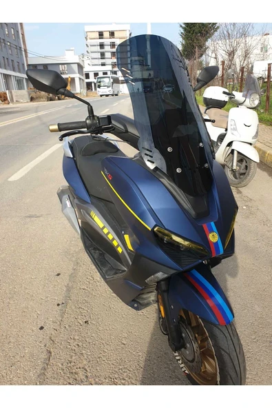 MOTOCAM RKS Vieste 249 Siperlik Ön Cam 2022-2025 Model 75cm Siyah Renkli 4mm UZUN CAM - Resim 3