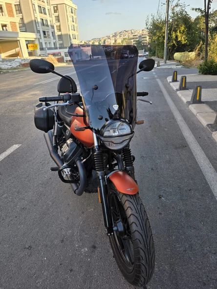 MOTOCAM Moto Guzzi V7 Stone Siperlik Ön Cam 2021-2023 Model 53cm Siyah Renkli 4mm APARATSIZDIR - Resim 2