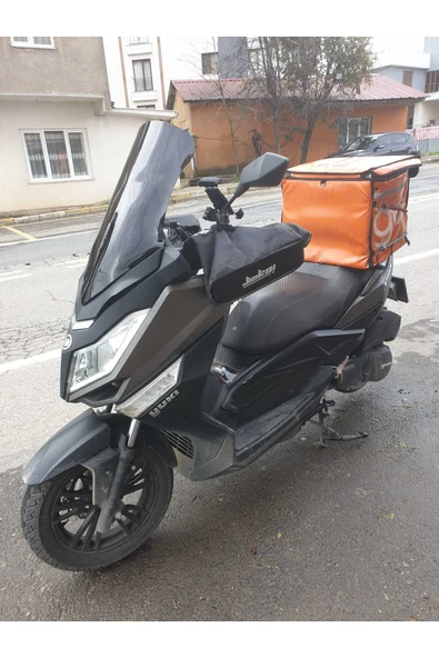 MOTOCAM Yuki T9 strom 125 Ön Cam 2021-2025 Model 62cm Siyah Renkli 4mm - Resim 3