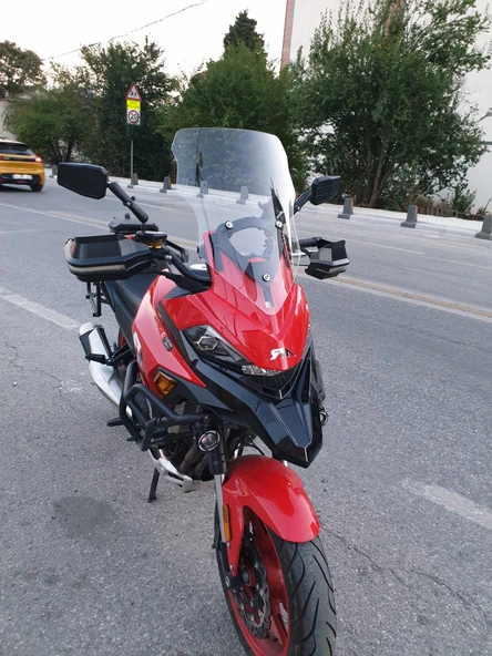 MOTOCAM RKN 530 ADV Siperlik Ön Cam 2021-2025 Model 55cm Şeffaf Renkli 4mm - Resim 2