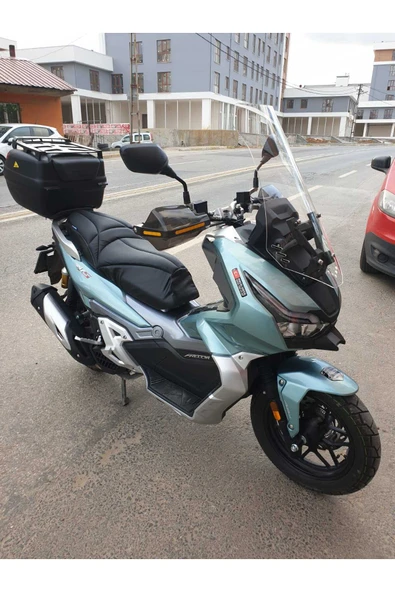 MOTOCAM RKS Freccia 150 Siperlik Ön Cam 2022-2025 Model 65cm Şeffaf Renkli 4mm ORTA BOYLU CAM - Resim 3